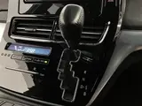 2018 Toyota Estima Hybrid 2.4 Aeras 8 people Pearl Van for sale, Japanese used car export - photo 18 of 30 | GULJI TRADERS