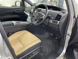 2019 Toyota Estima Hybrid Aeras Smart 4WD Silver Van for sale, Japanese used car export - photo 20 of 24 | GULJI TRADERS