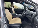 2019 Toyota Estima Hybrid Aeras Smart 4WD Silver Van for sale, Japanese used car export - photo 21 of 24 | GULJI TRADERS