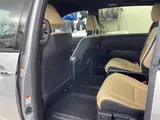 2019 Toyota Estima Hybrid Aeras Smart 4WD Silver Van for sale, Japanese used car export - photo 24 of 24 | GULJI TRADERS