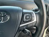 2019 Toyota Estima Hybrid Aeras Premium 4WD Pearl Van for sale, Japanese used car export - photo 17 of 24 | GULJI TRADERS