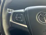 2019 Toyota Estima Hybrid Aeras Premium 4WD Pearl Van for sale, Japanese used car export - photo 12 of 24 | GULJI TRADERS