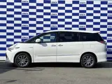 2019 Toyota Estima Hybrid 2.4 Aeras Premium Pearl Van for sale, Japanese used car export - photo 9 of 30 | GULJI TRADERS