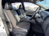 2019 Toyota Estima Hybrid 2.4 Aeras Premium Pearl Van for sale, Japanese used car export - photo 12 of 30 | GULJI TRADERS