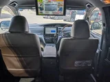 2019 Toyota Estima Hybrid 2.4 Sedan for sale, Japanese used car export - photo 3 of 21 | GULJI TRADERS