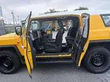 2016 Toyota FJ Cruiser 4.0 Color Package 4WD Yellow Jeep for sale, Japanese used car export - photo 9 of 35 | GULJI TRADERS