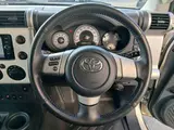 2016 Toyota FJ Cruiser FJ Cruiser Color Package White Jeep for sale, Japanese used car export - photo 10 of 50 | GULJI TRADERS