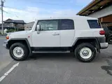 2016 Toyota FJ Cruiser FJ Cruiser Color Package White Jeep for sale, Japanese used car export - photo 20 of 50 | GULJI TRADERS