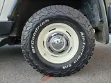2016 Toyota FJ Cruiser FJ Cruiser Color Package White Jeep for sale, Japanese used car export - photo 31 of 50 | GULJI TRADERS