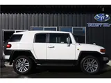 2017 Toyota FJ Cruiser Color Package White Jeep for sale, Japanese used car export - photo 14 of 57 | GULJI TRADERS