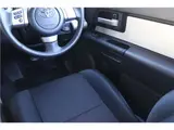 2017 Toyota FJ Cruiser Color Package White Jeep for sale, Japanese used car export - photo 40 of 57 | GULJI TRADERS
