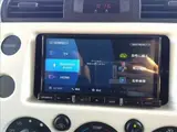 2017 Toyota FJ Cruiser Color package 4WD ☆ Full-segment navigation ☆ Backup camera ☆ White Jeep for sale, Japanese used car export - photo 9 of 19 | GULJI TRADERS