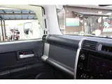 2017 Toyota FJ Cruiser 4.0 4WD White Jeep for sale, Japanese used car export - photo 16 of 25 | GULJI TRADERS