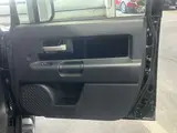 2017 Toyota FJ Cruiser 4.0 Color Package 4WD (7225) Black Jeep for sale, Japanese used car export - photo 12 of 29 | GULJI TRADERS