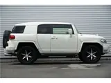 2017 Toyota FJ Cruiser White Jeep for sale, Japanese used car export - photo 5 of 33 | GULJI TRADERS