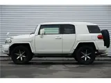 2017 Toyota FJ Cruiser White Jeep for sale, Japanese used car export - photo 6 of 33 | GULJI TRADERS