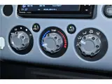 2017 Toyota FJ Cruiser 4.0 Color Package Gray Jeep for sale, Japanese used car export - photo 27 of 60 | GULJI TRADERS