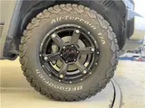 2017 Toyota FJ Cruiser Base grade 4WD ★ MKW 17-inch alloy wheels ★ JAOS chrome parts ★ Black Jeep for sale, Japanese used car export - photo 27 of 35 | GULJI TRADERS