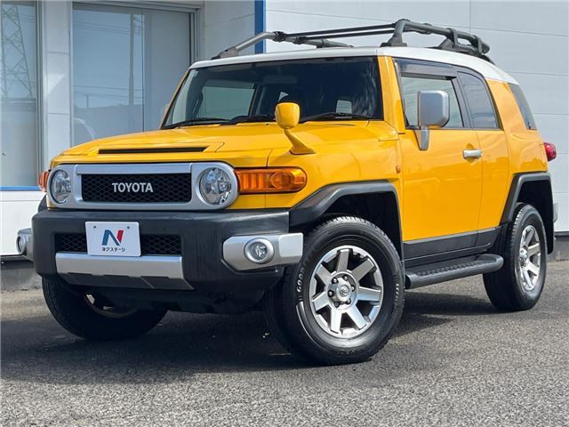 2017 Toyota FJ Cruiser - photo 1 2017 Toyota FJ Cruiser Jeep for sale, Japanese used car export - photo 1 of 30 | GULJI TRADERS
