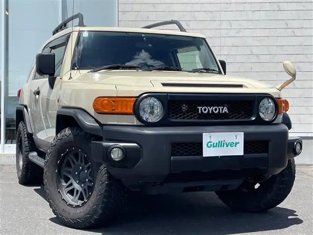 2017 Toyota FJ Cruiser Final Edition 4WD - photo 1 2017 Toyota FJ Cruiser Final Edition 4WD Brown Jeep for sale, Japanese used car export - photo 1 of 24 | GULJI TRADERS