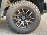 2017 Toyota FJ Cruiser 4WD Black Jeep for sale, Japanese used car export - photo 18 of 24 | GULJI TRADERS