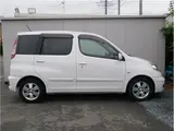 2004 Toyota Funcargo G Pair Bench VER 4WD White Van for sale, Japanese used car export - photo 7 of 77 | GULJI TRADERS