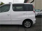 2004 Toyota Funcargo G Pair Bench VER 4WD White Van for sale, Japanese used car export - photo 13 of 77 | GULJI TRADERS