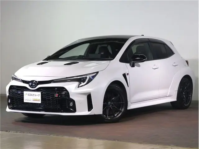 2023 Toyota GR Corolla RZ ★ Genuine Connect Navigation TV ★ Backup Camera ★ Front and Rear Dashcam ★ BSM ★ Non-Smoking Car Pearl Sedan for sale, Japanese used car export | GULJI TRADERS
