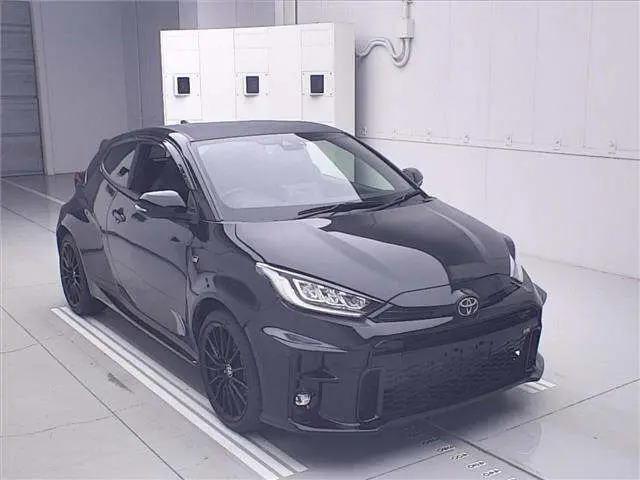 2022 Toyota GR Yaris RS - photo 1 2022 Toyota GR Yaris RS Black Coupe for sale, Japanese used car export - photo 1 of 11 | GULJI TRADERS