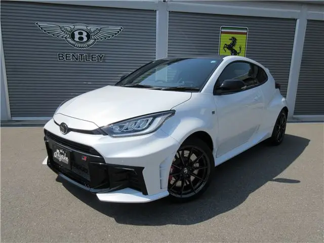 2024 Toyota GR Yaris RZ High Performance Pearl Coupe for sale, Japanese used car export - photo 1 of 32 | GULJI TRADERS