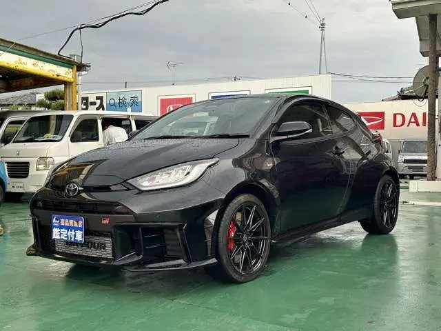 2024 Toyota GR Yaris 1.6 RZ High Performance 4WD Genuine Display Audio Black Coupe for sale, Japanese used car export - photo 1 of 33 | GULJI TRADERS