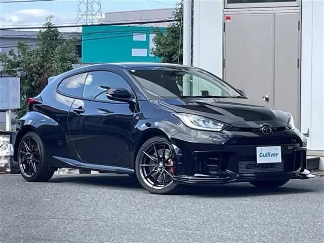 2024 Toyota GR Yaris RZ High Performance 4WD - photo 1 2024 Toyota GR Yaris RZ High Performance 4WD Black Coupe for sale, Japanese used car export - photo 1 of 23 | GULJI TRADERS