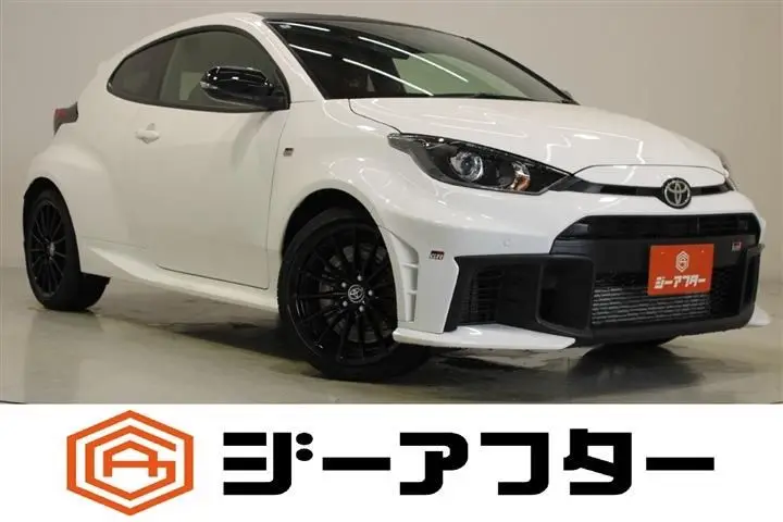2024 Toyota GR Yaris 1.6GR RC 8AT 4WD - photo 1 2024 Toyota GR Yaris 1.6GR RC 8AT 4WD White Coupe for sale, Japanese used car export - photo 1 of 30 | GULJI TRADERS