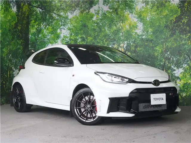 2025 Toyota GR Yaris RZ High Performance + Aero Performance Package - photo 1 2025 Toyota GR Yaris RZ High Performance + Aero Performance Package Pearl Coupe for sale, Japanese used car export | GULJI TRADERS