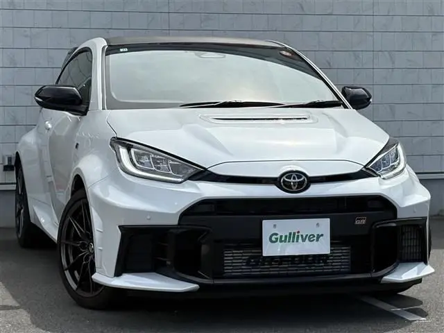 2025 Toyota GR Yaris RZ High Performance + Aero Performance Package 4WD - photo 1 2025 Toyota GR Yaris RZ High Performance + Aero Performance Package 4WD Pearl Coupe for sale, Japanese used car export | GULJI TRADERS