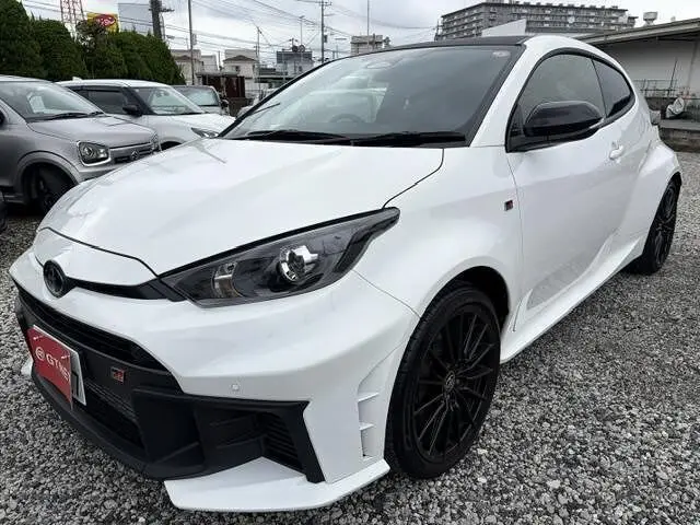 2025 Toyota GR Yaris RC - photo 1 2025 Toyota GR Yaris RC White Coupe for sale, Japanese used car export | GULJI TRADERS