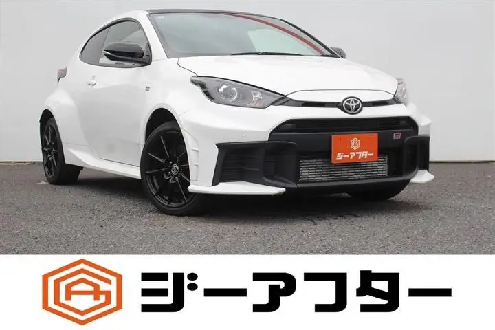 2025 Toyota GR Yaris 1.6GR RC 6MT 4WD - photo 1 2025 Toyota GR Yaris 1.6GR RC 6MT 4WD White Coupe for sale, Japanese used car export - photo 1 of 30 | GULJI TRADERS