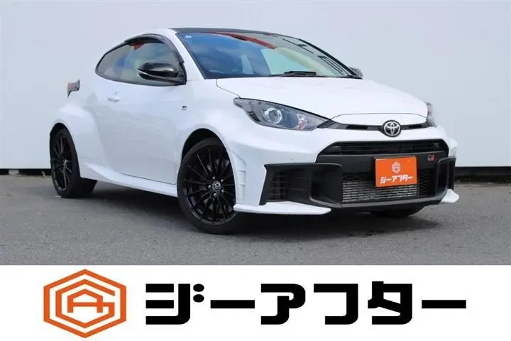 2025 Toyota GR Yaris 1.6GR RC 6MT 4WD - photo 1 2025 Toyota GR Yaris 1.6GR RC 6MT 4WD White Coupe for sale, Japanese used car export - photo 1 of 30 | GULJI TRADERS