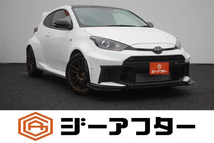 2025 Toyota GR Yaris 1.6GR RC 8AT 4WD - photo 1 2025 Toyota GR Yaris 1.6GR RC 8AT 4WD White Coupe for sale, Japanese used car export - photo 1 of 30 | GULJI TRADERS