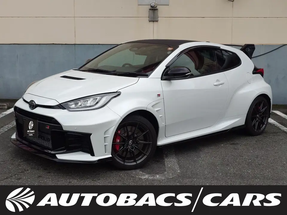 2025 Toyota GR Yaris RZHighperformanceAeroperformancepa 4WD - photo 1 2025 Toyota GR Yaris RZHighperformanceAeroperformancepa 4WD Pearl Coupe for sale, Japanese used car export - photo 1 of 23 | GULJI TRADERS