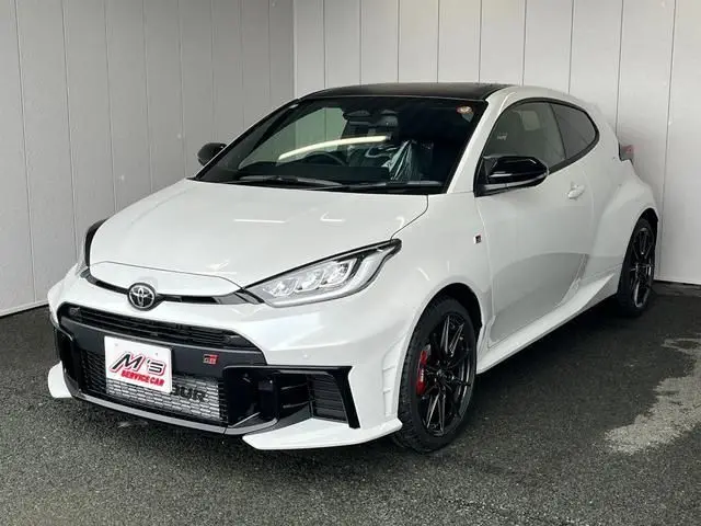 2025 Toyota GR Yaris RZ High Performance - photo 1 2025 Toyota GR Yaris RZ High Performance White Coupe for sale, Japanese used car export - photo 1 of 9 | GULJI TRADERS