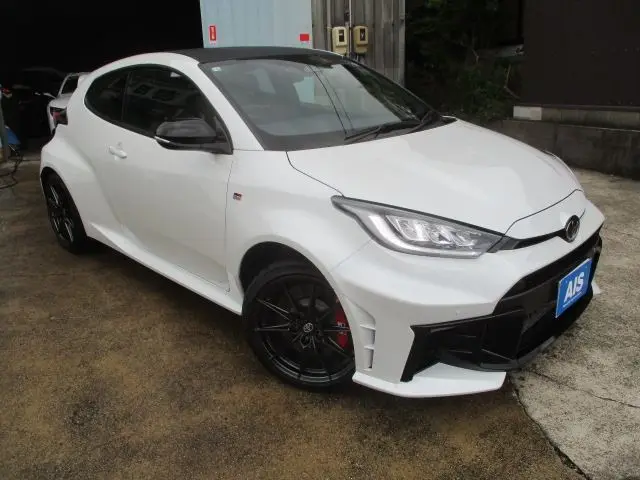 2026 Toyota GR Yaris RZ High Performance 4WD Pearl Coupe for sale, Japanese used car export - photo 1 of 54 | GULJI TRADERS