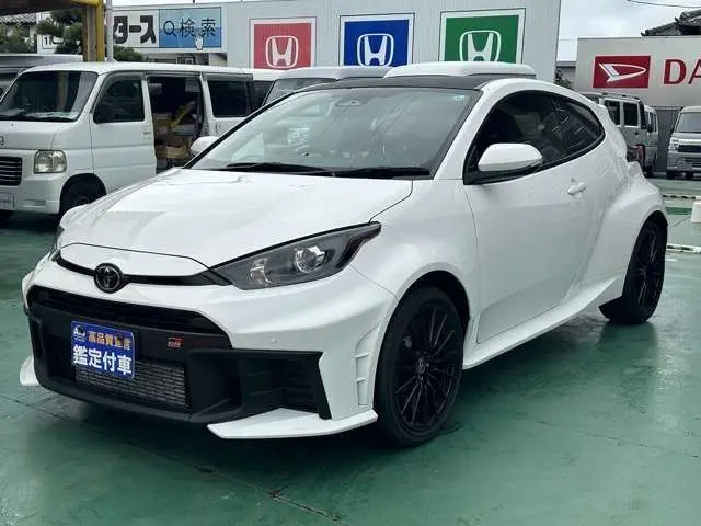 2026 Toyota GR Yaris 1.6 RC 4WD Registered, Unused Vehicle with Vertical Pull Handbrake - photo 1 2026 Toyota GR Yaris 1.6 RC 4WD Registered, Unused Vehicle with Vertical Pull Handbrake White Coupe for sale, Japanese used car export | GULJI TRADERS