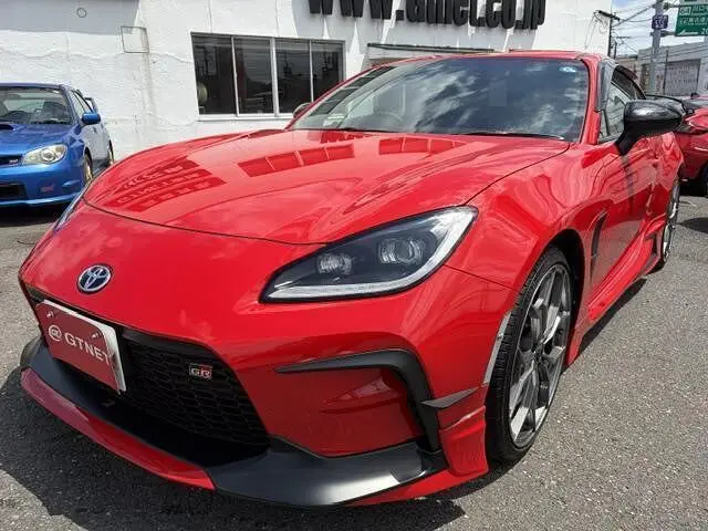 2022 Toyota GR86 RZ Red Coupe for sale, Japanese used car export - photo 1 of 10 | GULJI TRADERS