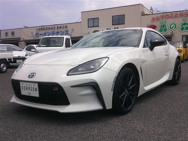2022 Toyota GR86 RZ 6MT Sedan for sale, Japanese used car export - photo 1 of 30 | GULJI TRADERS
