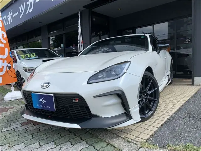 2023 Toyota GR86 RZ Pearl Coupe for sale, Japanese used car export - photo 1 of 47 | GULJI TRADERS