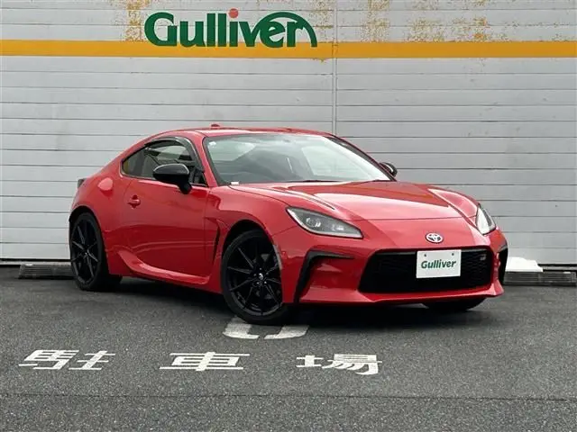 2023 Toyota GR86 RZ Red Coupe for sale, Japanese used car export - photo 1 of 24 | GULJI TRADERS
