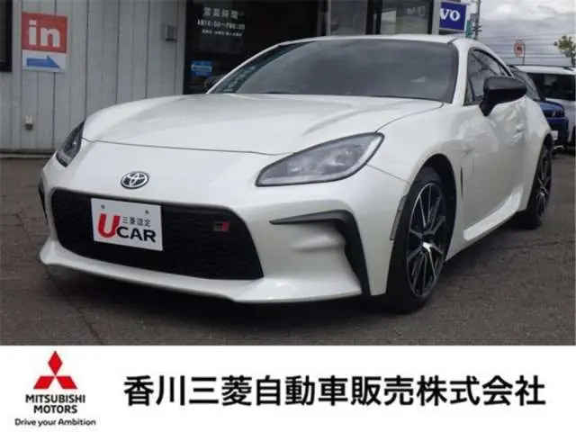 2023 Toyota GR86 SZ ☆ 6MT SD Navigation DTV - photo 1 2023 Toyota GR86 SZ ☆ 6MT SD Navigation DTV White Coupe for sale, Japanese used car export - photo 1 of 19 | GULJI TRADERS