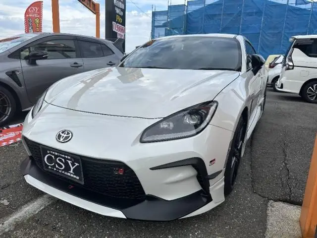 2023 Toyota GR86 RZ Pearl Coupe for sale, Japanese used car export - photo 1 of 9 | GULJI TRADERS