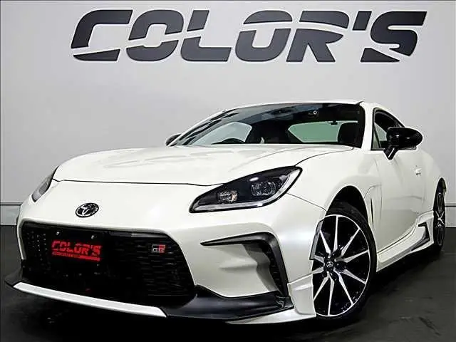 2023 Toyota GR86 SZ White Coupe for sale, Japanese used car export - photo 1 of 9 | GULJI TRADERS